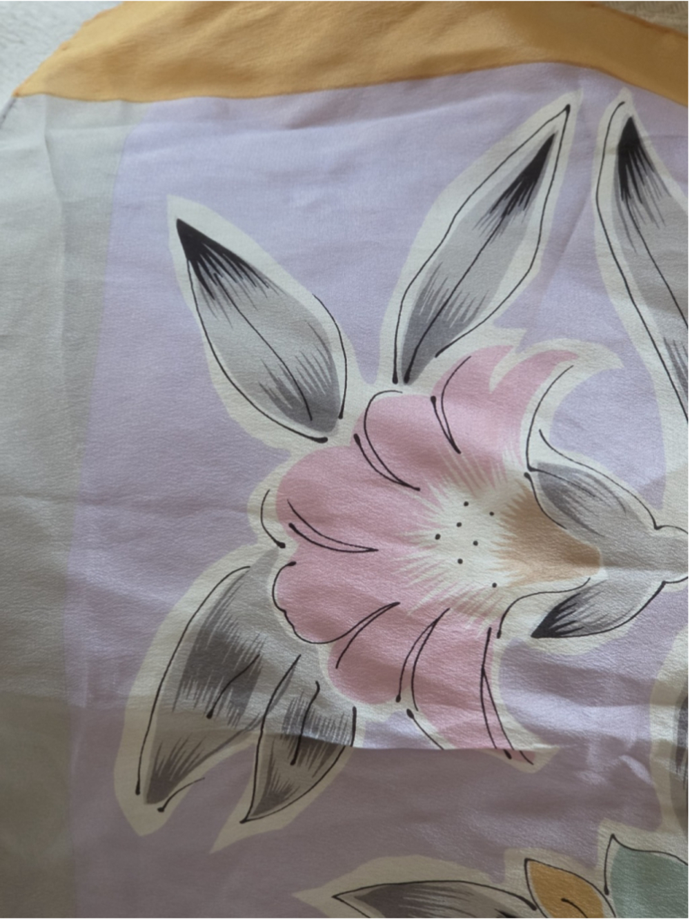 Vintage Oscar de la Renta 100% Silk Square Scarf Floral Pastel Purple 35x35 - Picture 5 of 11